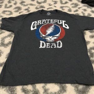 Grateful Dead tee. Size Large
